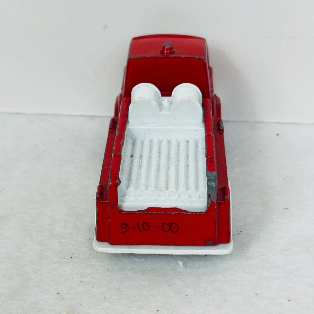 Vintage Tootsietoy Diecast Fire Truck Red White Pumper Emergency Vehicle Toy